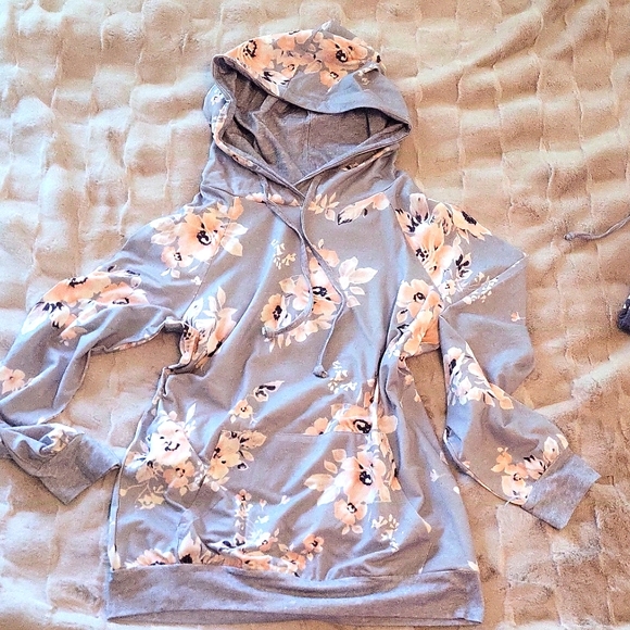 🌸Softest Florals Hoodies w/ Kangaroo Pocket - 2 Pc Bundle 🌸 Size Small - Picture 3 of 15